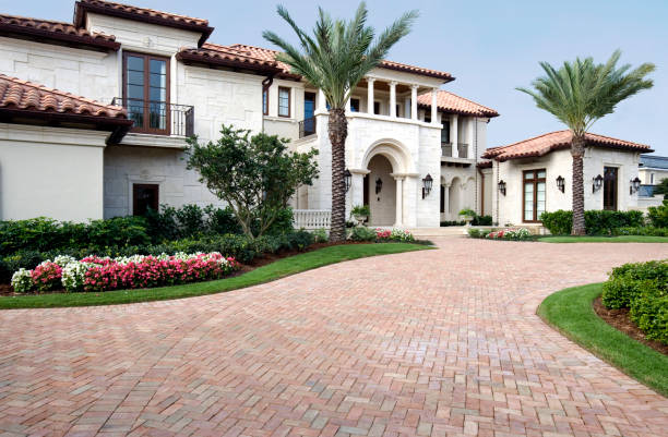 Best Professional Driveway Pavers  in Charleston, MS